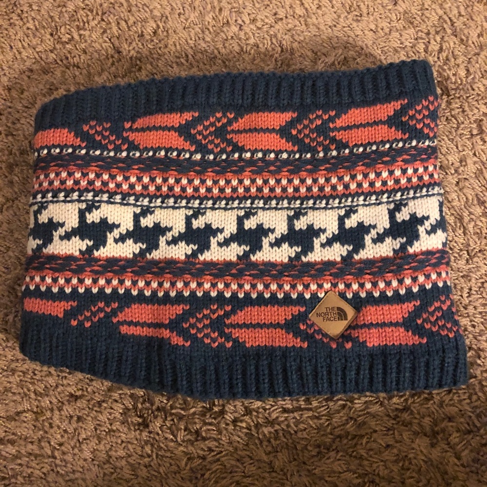 The North Face Women’s Tube Scarf